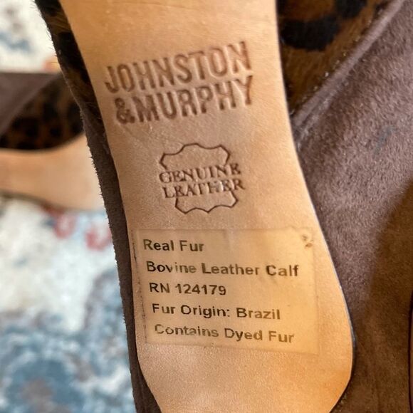 Johnston & Murphy Brown Suede Leopard Animal Fur Pumps Heels 7 - Picture 7 of 8